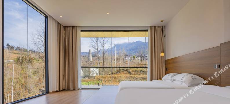 幸丽未见民宿(恩施大峡谷店)图片