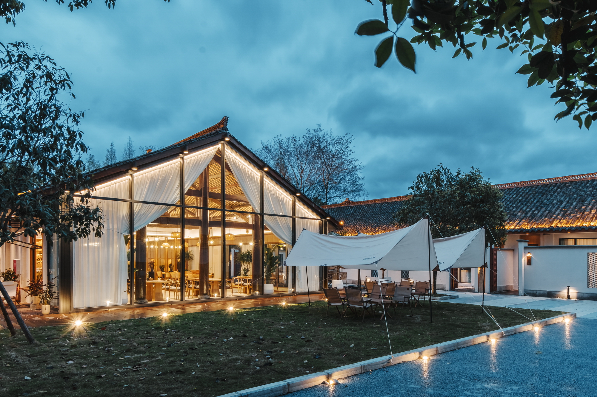 Victorville Secret House HotelOver view