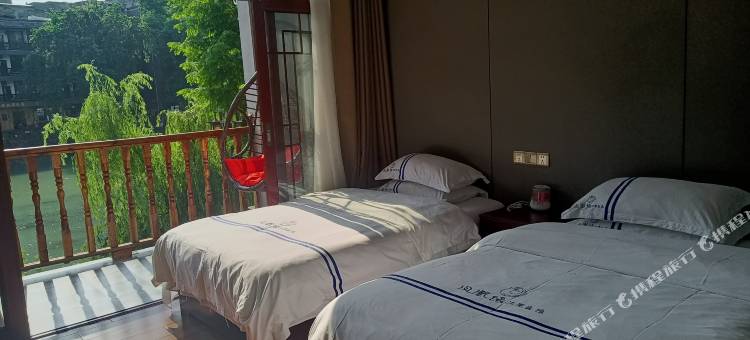 凤凰缘江景宾馆图片