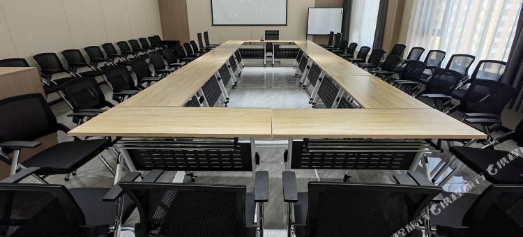 白玉兰酒店(衡水湖冀州中学店)图片