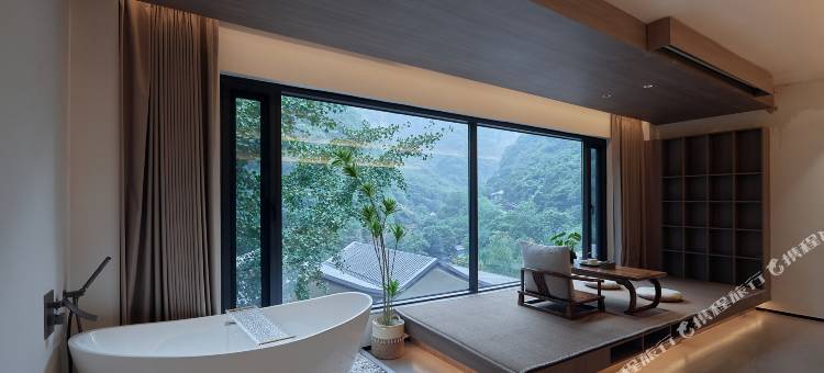 瀑见度假酒店(南太行八里沟天河瀑布店)图片