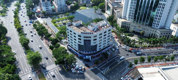 西岸智享酒店(漳州闽南水乡福隆城店)图片