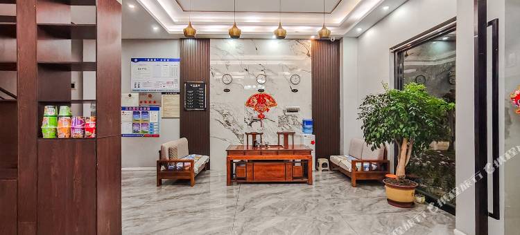 墨江鑫星商务酒店(北回归线标志园店)图片