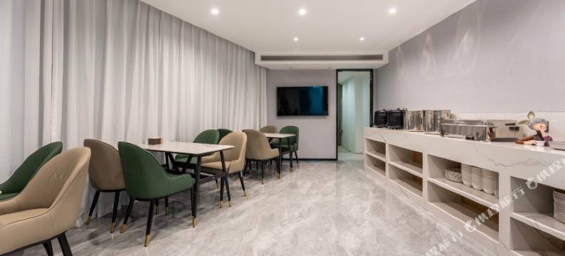 格林豪泰智选酒店(济南建筑大学万达广场店)图片