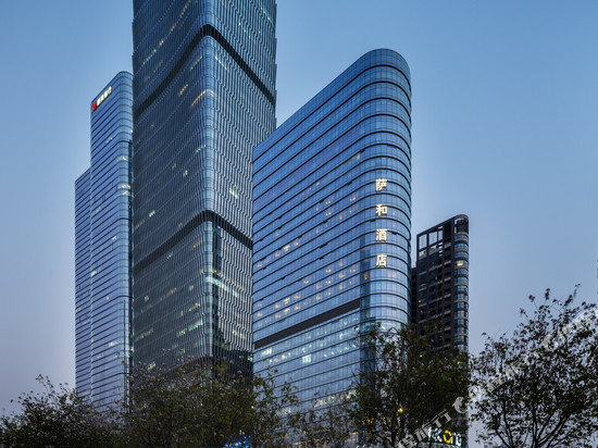 深圳滨河时代萨和酒店