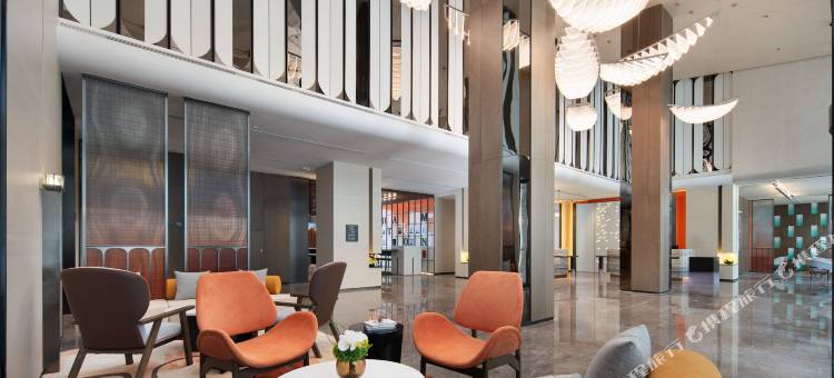 青岛崂山石老人海水浴场希尔顿欢朋酒店图片