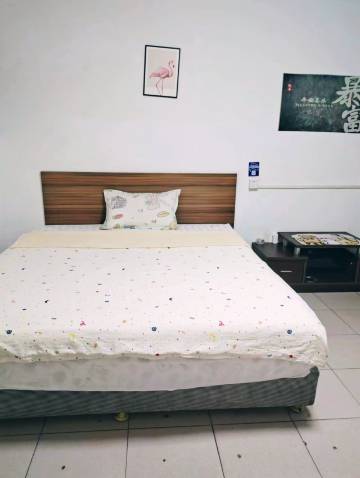 美萱时尚公寓(东莞厚街汉邦66广场店)