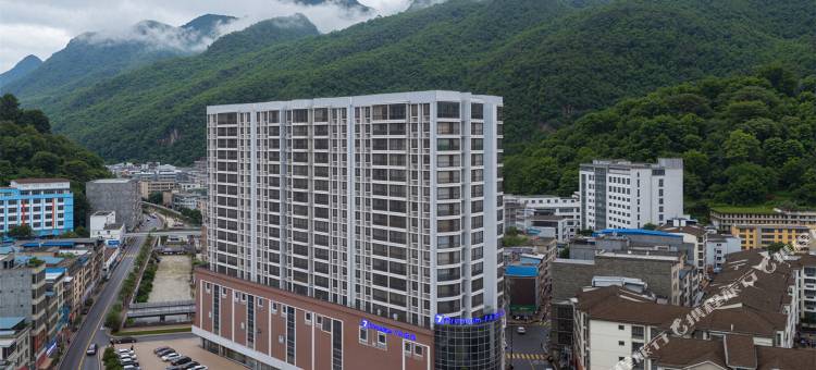 7天优品酒店(百色那坡保合时代广场店)图片