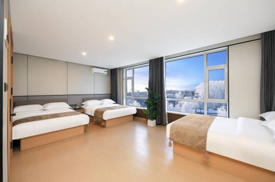 林栖•润岳轩｜COZYINGUP•SPEAEGY旅居酒店(长白山北坡集散中心店)图片