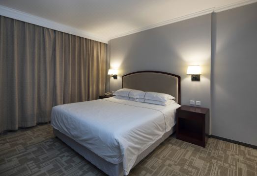 Zhonggong PlazaHotel Overview