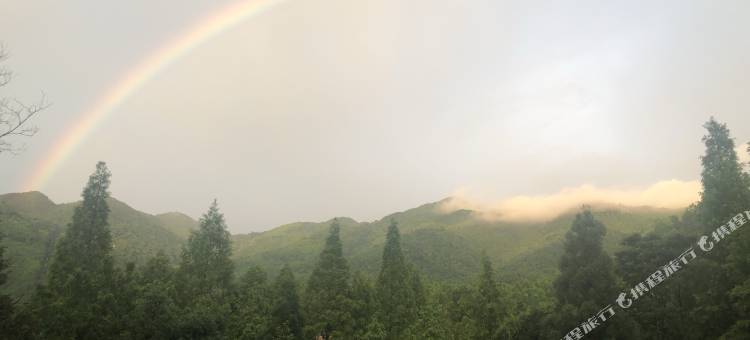 浏阳杜鹃山庄(大围山景区店)图片