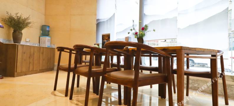 月都假日酒店(西昌建昌古城店)图片