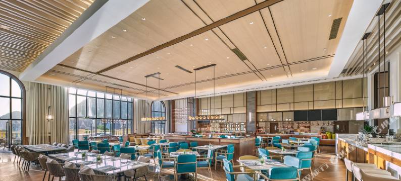 英德天樾王国酒店(巧克力王国店)图片