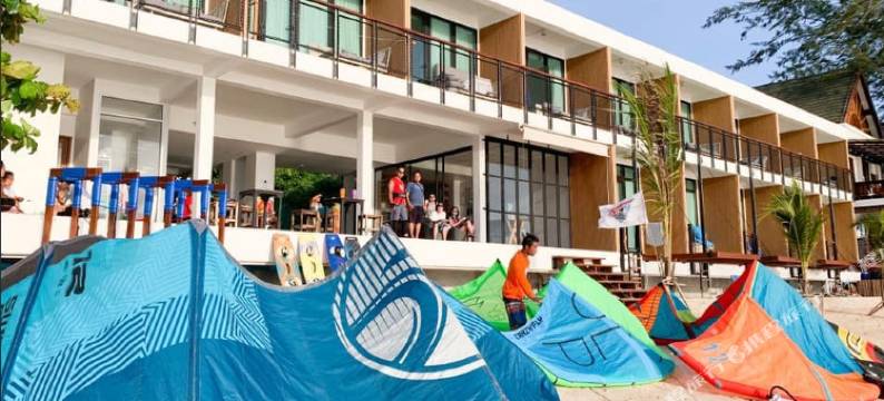 蓝涛海滩酒店(Blue Tao Beach Hotel)图片