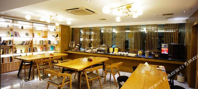 艾思顿酒店(厦门火车站万象城店)图片