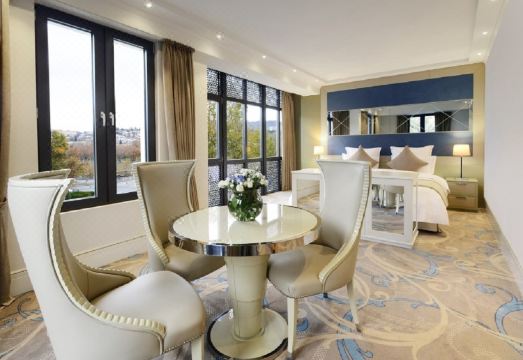 Ambassadori Tbilisi HotelHotel Overview