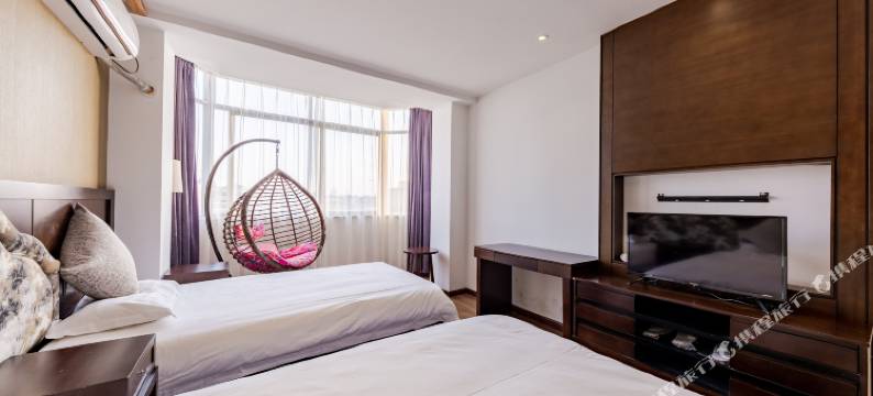 万居商务酒店(吴淞口国际邮轮码头第九人民医院店)图片