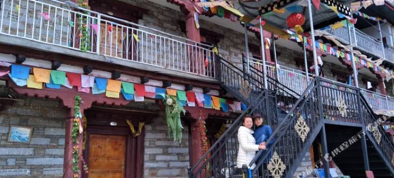 卓玛拥忠客栈图片