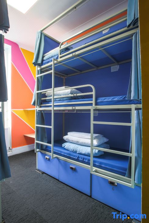 smart hyde park inn hostel