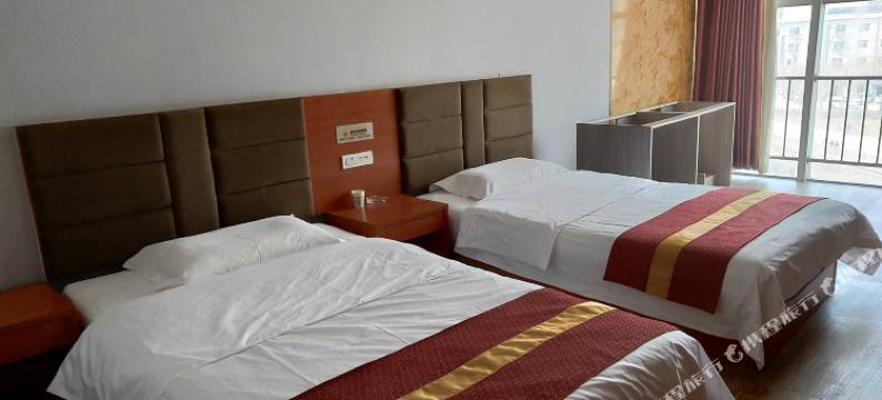 延川昀朗电竞酒店图片