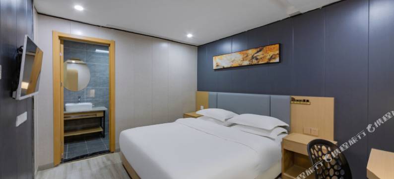 乌托邦快捷酒店(南京仙林中心地铁站金鹰湖滨天地店)图片