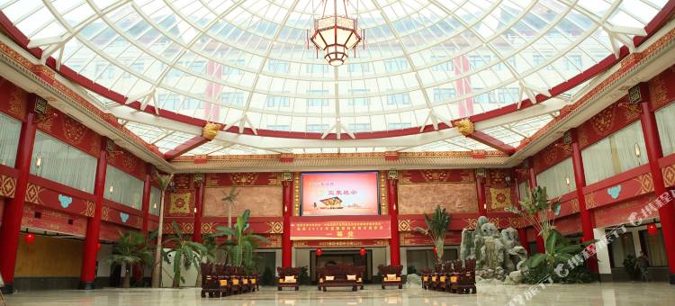 故城以岭康养庄园图片