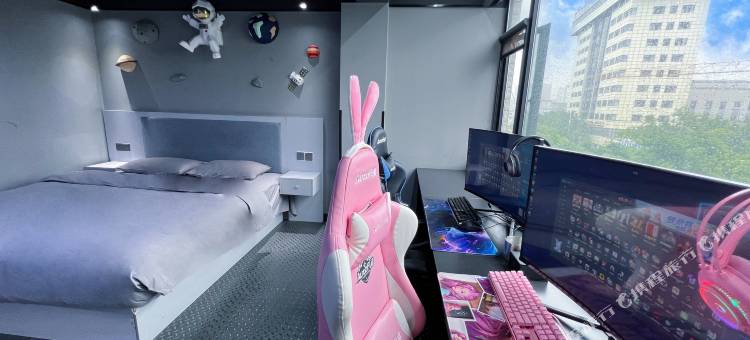 龚禧里·GAME电竞酒店(金马碧鸡坊弥勒寺地铁站店)图片