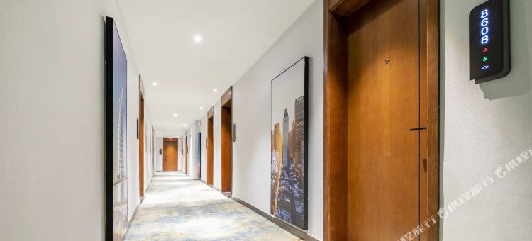 维罗纳·蓝尚酒店(八大局淄博火车站店)图片