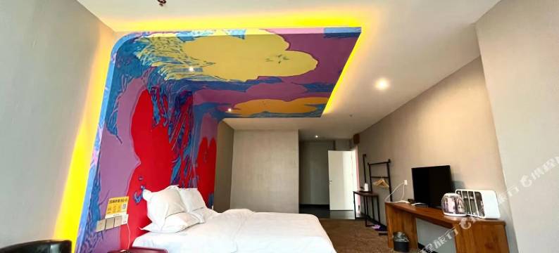 新乡吧里岛酒店(胖东来店)图片