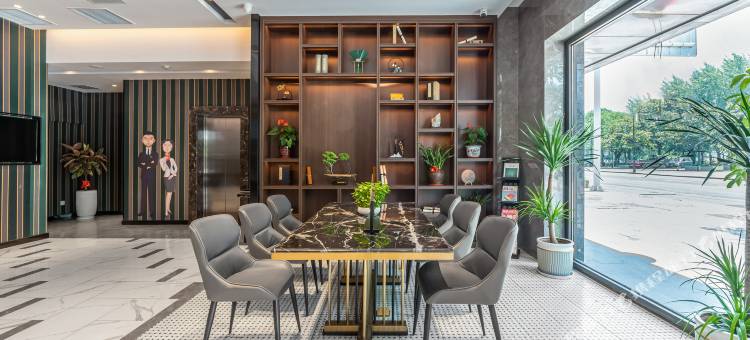 白玉兰酒店(扬州东关街何园店)图片