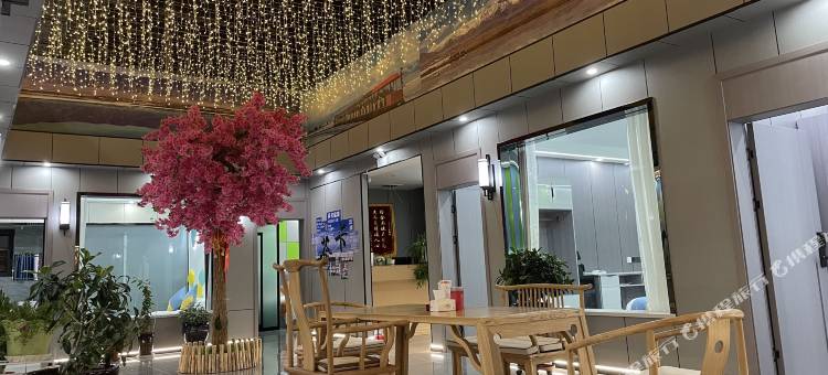 梦境民宿(茶卡店)图片