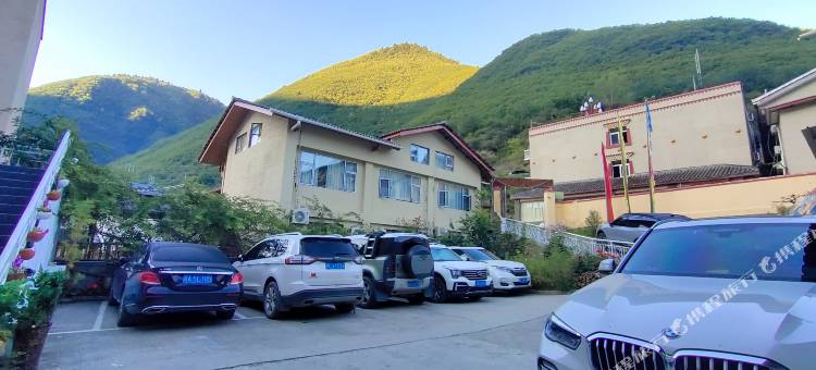 花间集庭院民宿(九寨千古情店)图片
