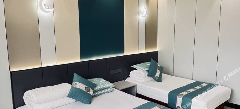 麦积山石窟绿茵阁农家乐图片