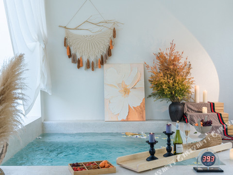 七喜·诧寂美学私汤溯溪设计师美宿(安吉天目山漂流店)