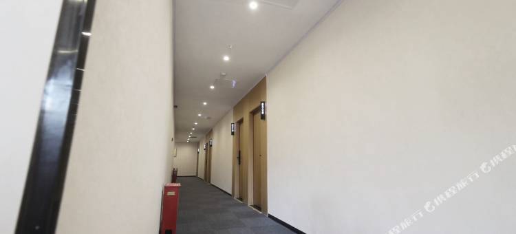 和宅无人酒店(西固城商业步行街店)图片