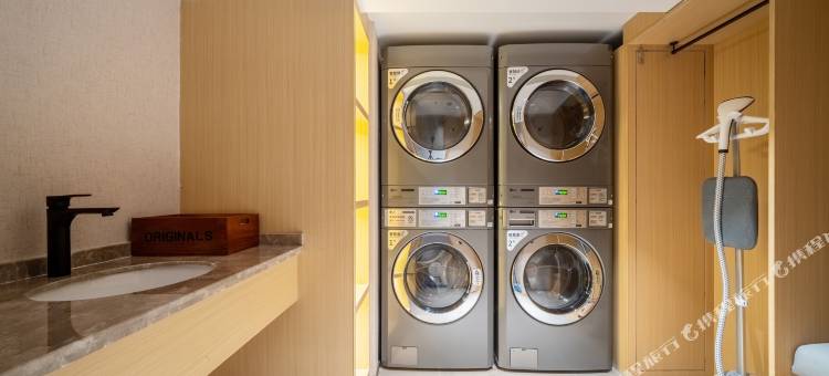 艺龙安悦酒店(杭州钱江新城婺江路地铁站店)图片