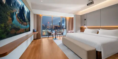 瑞景江景酒店(三江口CBD·長江公館店)