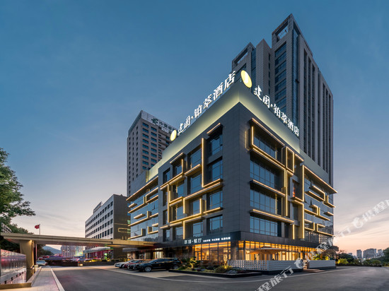 铜陵建国铂萃酒店