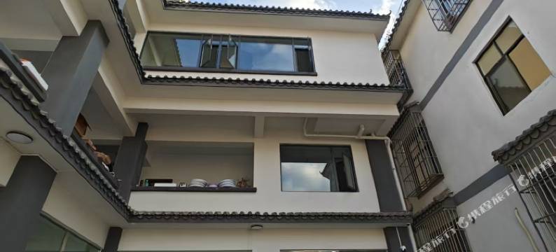 云上居智能民宿(普洱站店)图片