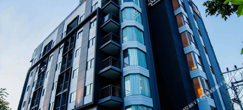 正午小镇服务公寓-1号楼(Noon Village Tower 1)图片