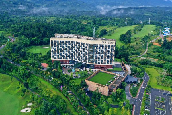 携程网为您推荐成都蒲江花样年福朋喜来登度假酒店以及酒店预订,价格