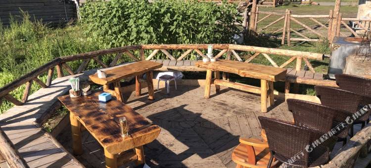 喀纳斯鲁班木屋(哈纳斯新村店)图片