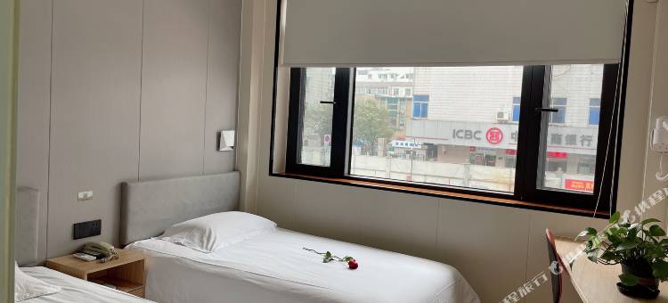 布丁严选酒店(杭州河坊街城站地铁站店)图片