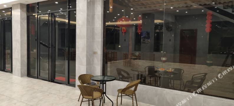 阳朔江边民宿(漓江店)图片