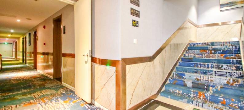 中联商务酒店(阜阳火车站店)图片