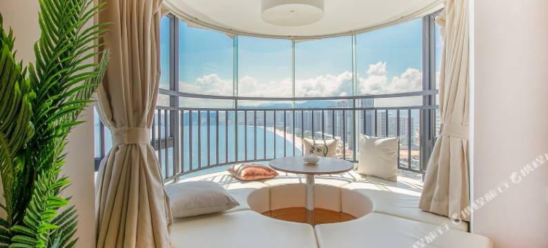 时光屿海海景公寓(惠州惠东十里银滩店)图片