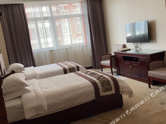 白水悦尔雅酒店