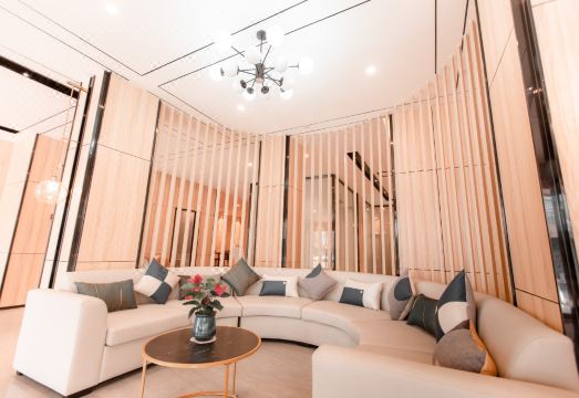 Yue Hotel (Yulin Rong County Xiujiangqiao) Hotel Overview