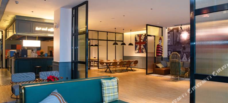 澜俊精选酒店(兴义高铁南站万峰林机场店)图片