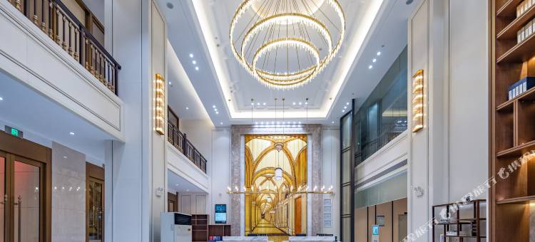 维也纳国际酒店(六安金太阳国际汽车城店)图片